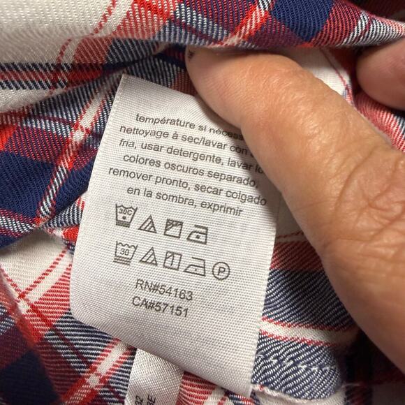 Tommy Hilfiger size large button up - Picture 5 of 6